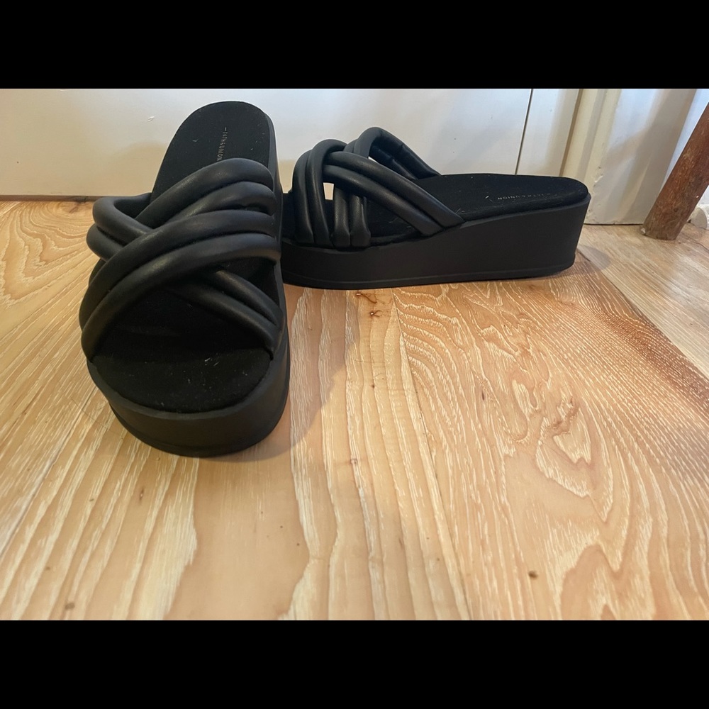 14th and Union Platform Sandal